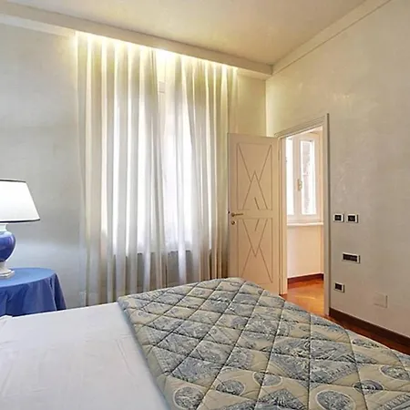 公寓 Piazza Santo Stefano Close To Ponte Vecchio *